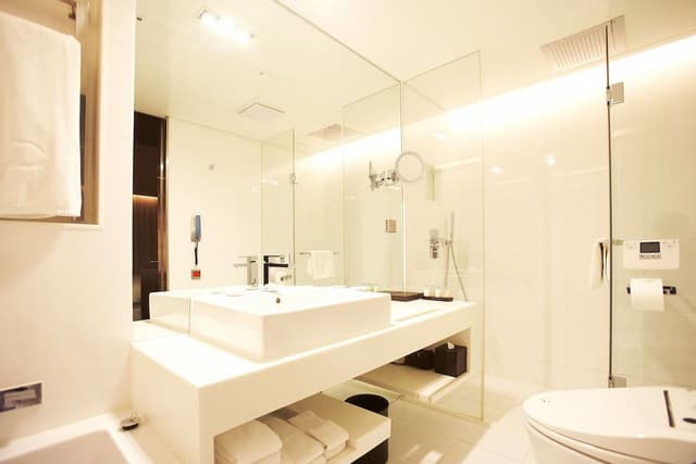 Club Suite, 1 King Bed, City View