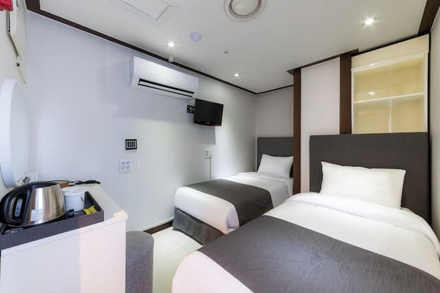 Twin Room