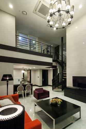 โรงแรมฟารอส