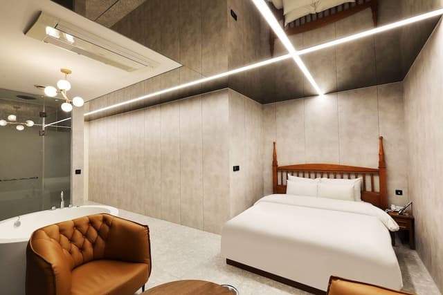 Premier Suite