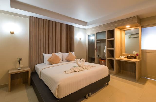 Deluxe Room, Balcony