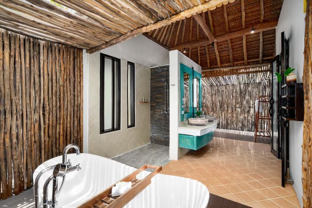 Hillside Pool Villa