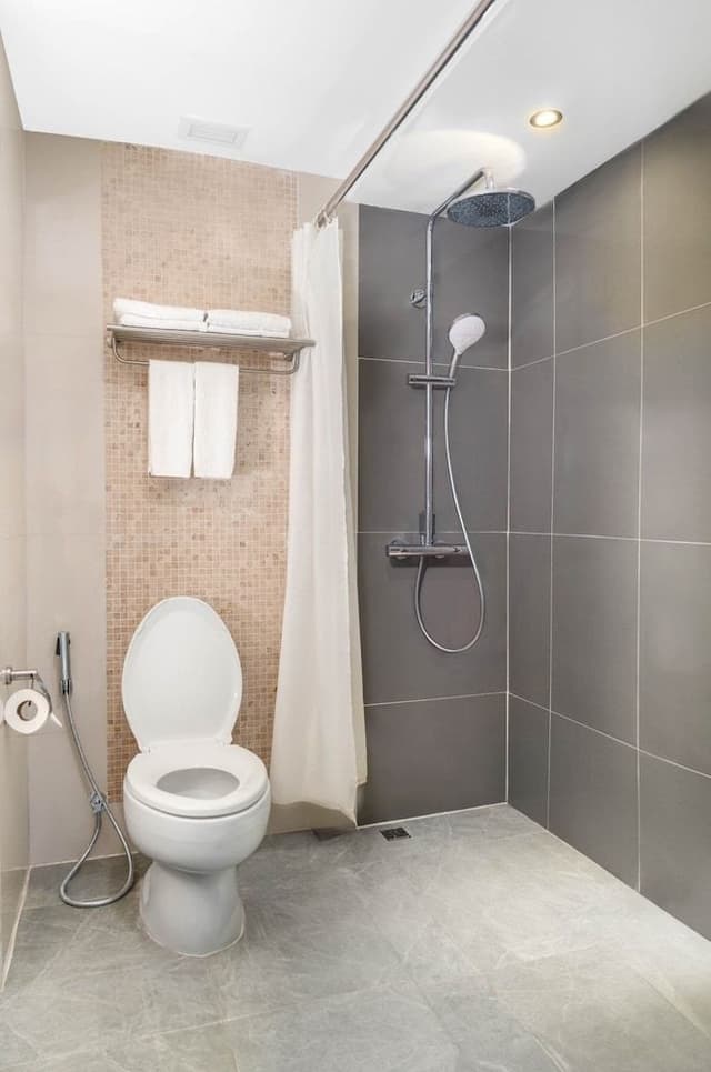 2 Bedroom Suite