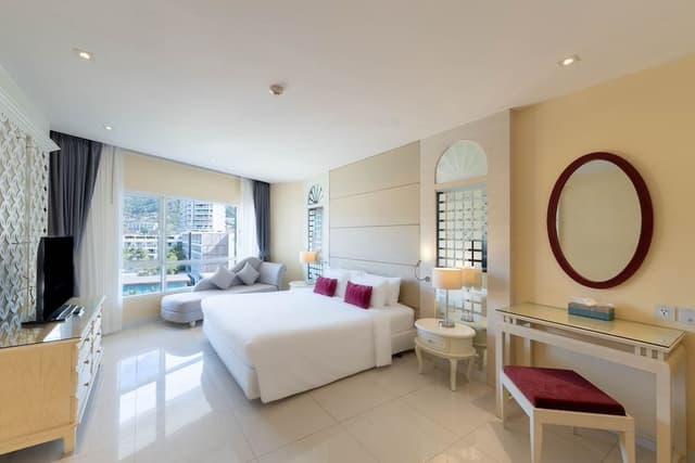 1 Bedroom Suite