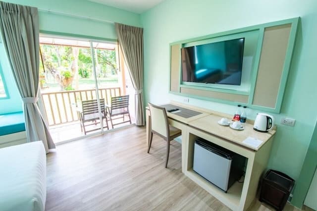Deluxe Garden Wing Twin Room