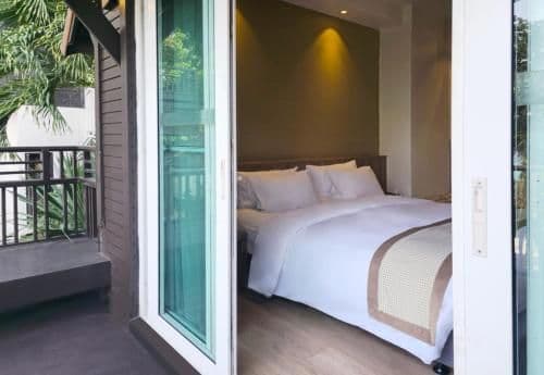 Premier Coral Seaview Studio