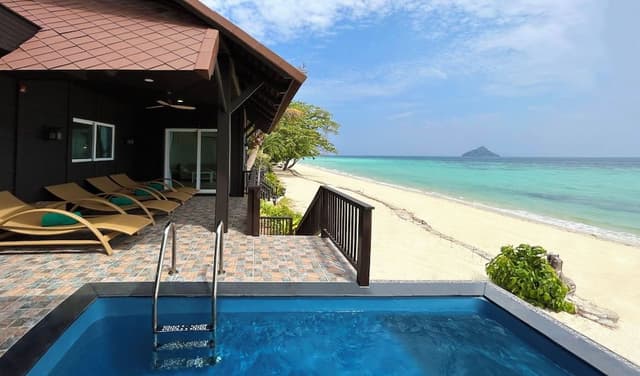 Two-Bedroom Suite