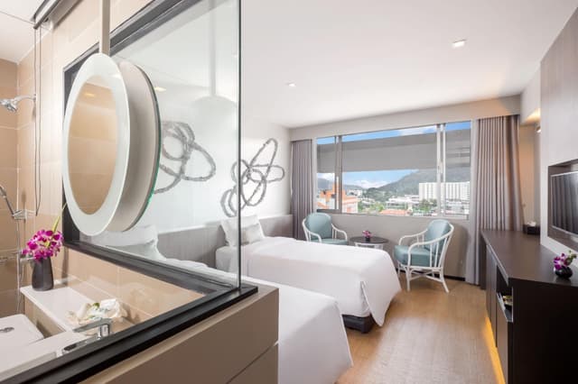 Premium Deluxe Twin Room