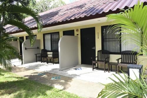 Superior Garden Wing