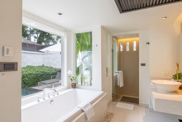 Grand Deluxe Pool Villa Beachfront