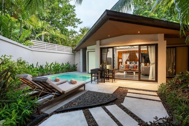 Grand Pool Villa