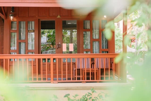 Poolside Thai Villa Twin bed
