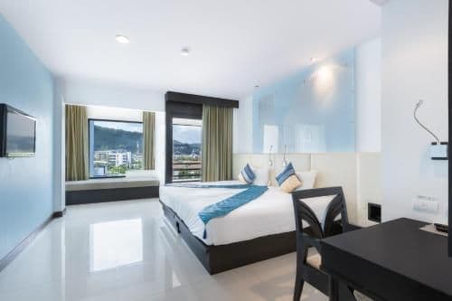 Deluxe Double or Twin Room
