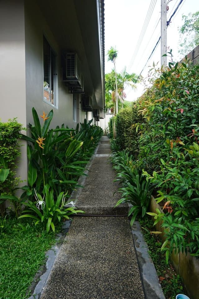 One Bedroom Villa Pool Side