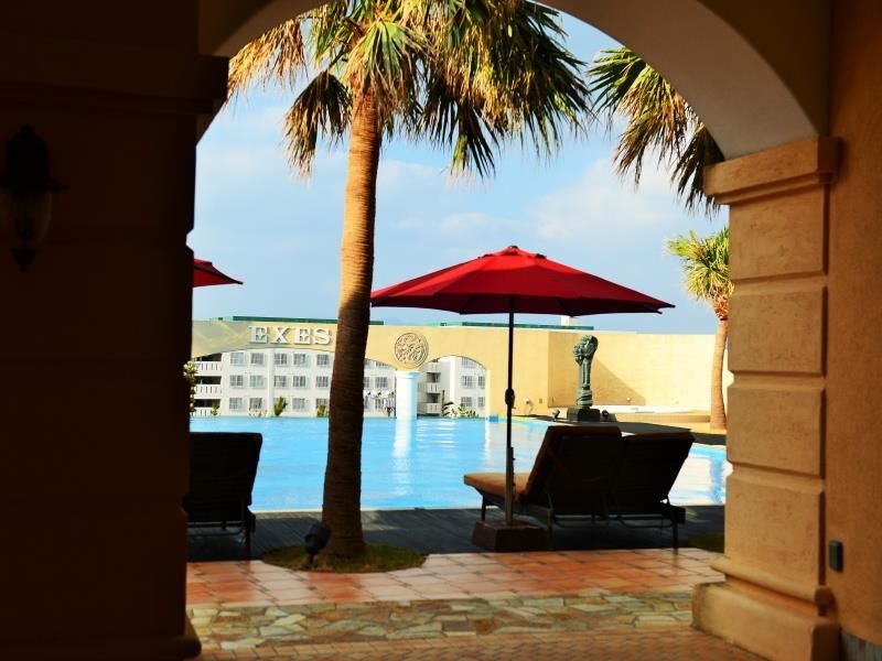 OKINAWA KARIYUSHI RESORT EXES ONNA2