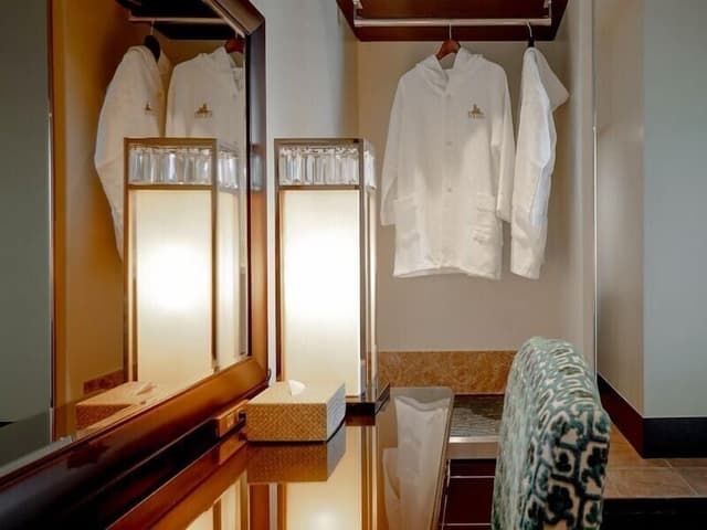 EXES Royal Pool Suite for 2 people with Lounge Access, Non Smoking