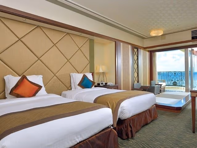 Premier Twin High Floor for 4 people, Non Smoking