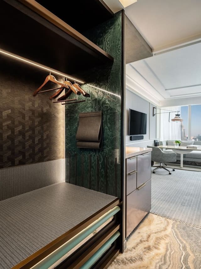 Horizon, Room, 1 King Bed, Harbor View