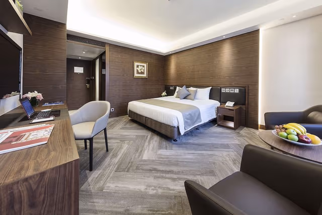 Signature Plus King Room