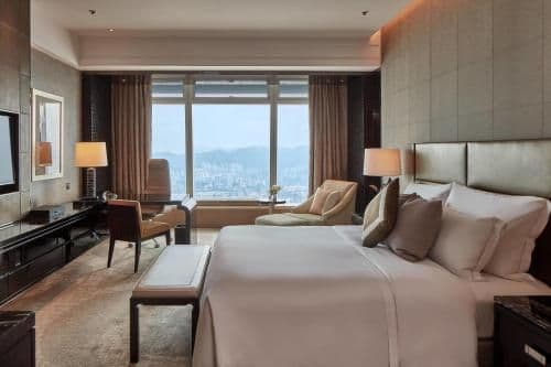 Club Deluxe Room with 2 Double Beds and Club Lounge Access