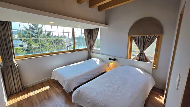 FAMILY ROYAL SUITE