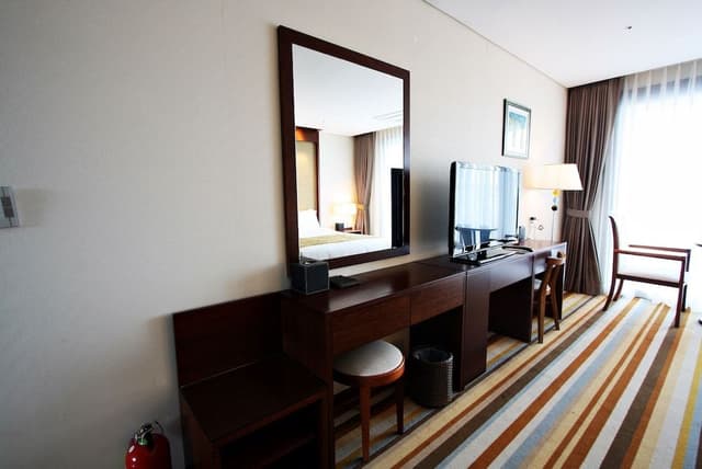 Premium Twin Room, Garden View