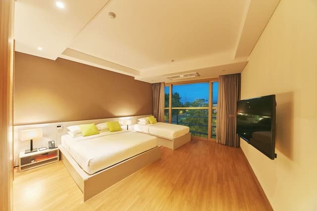 Family Twin Room, Pool View (Main Building)
