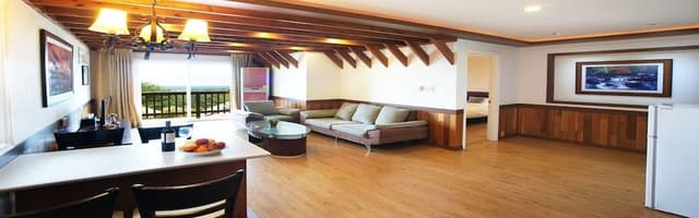 Deluxe Villa