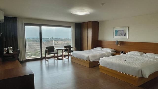 Family Standard Twin Room, Balcony