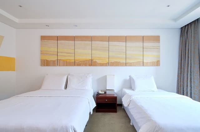 Artstay Mountain Deluxe Twin