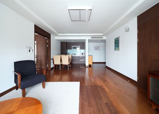 Adonis Deluxe Suite
