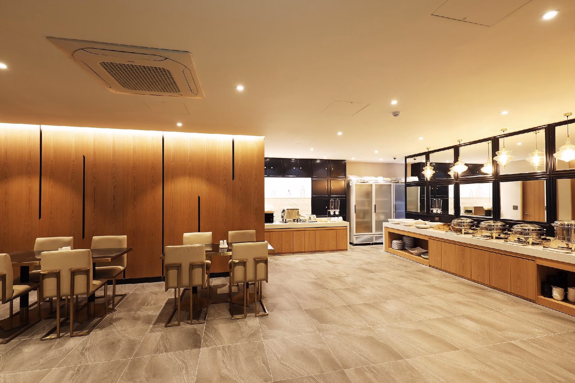 โรงแรมมารี (Mari Hotel)3