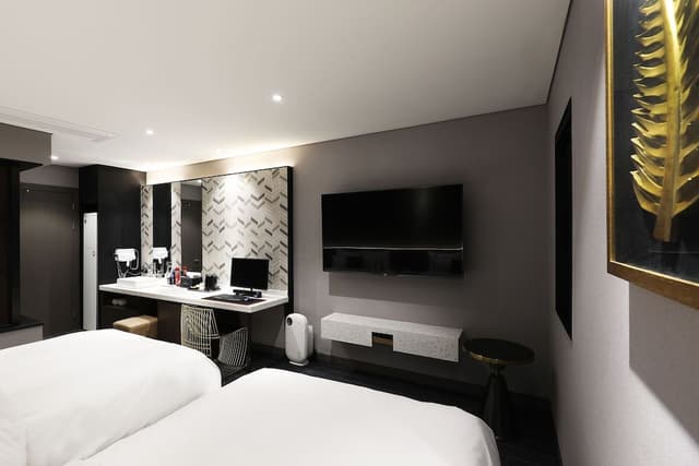 Premium Twin Room