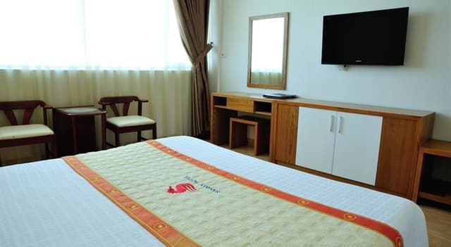 Superior Room, Mountain View