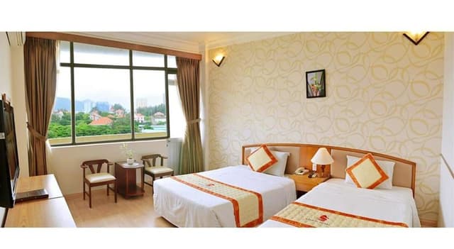 Superior Room, Mountain View