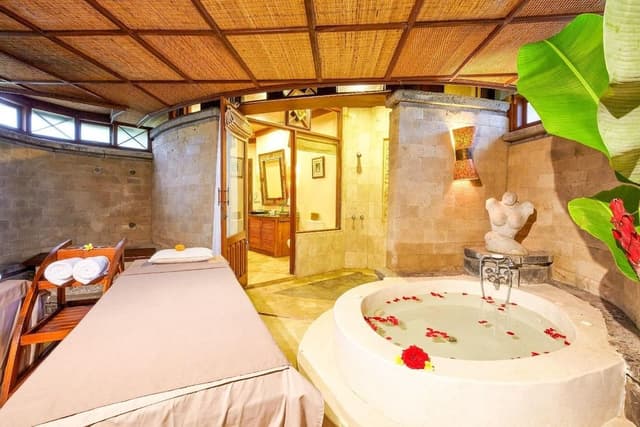 Deluxe Spa Villa