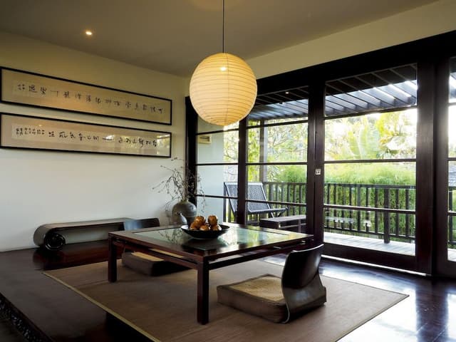 3 Bedrooms Villa