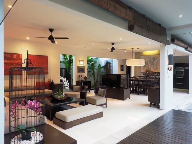 3 Bedrooms Villa