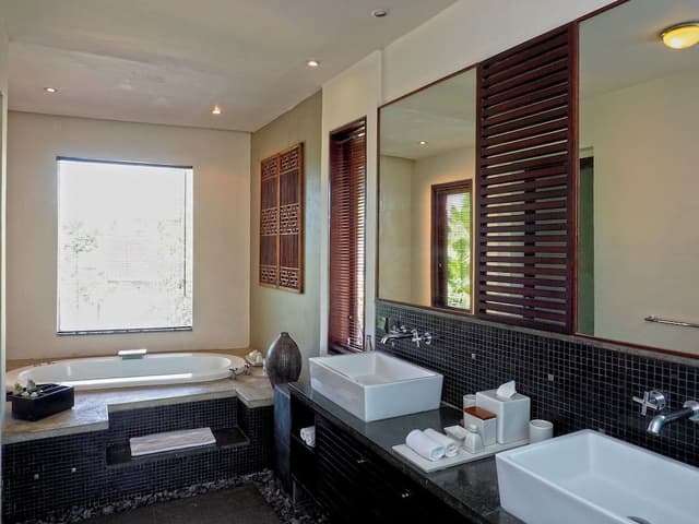 3 Bedrooms Villa