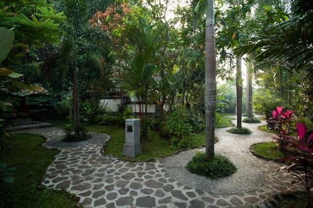 Deluxe Room, Garden View
