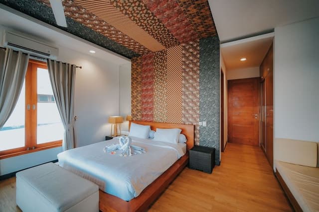 Three Bedroom Beachfront villa # 8