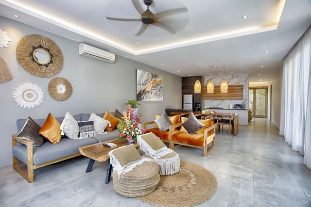 Three Bedroom Beachfront villa # 7