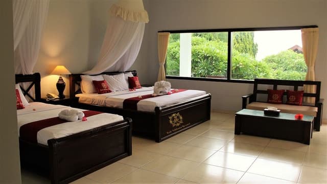 Family Room, Pool View