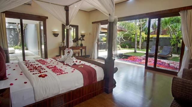 Deluxe Villa