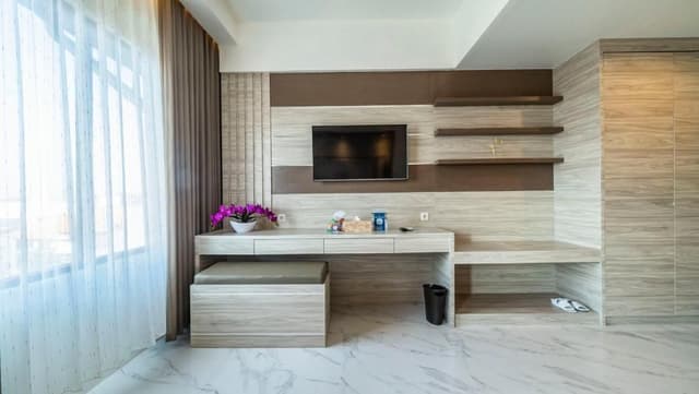 Premier Room