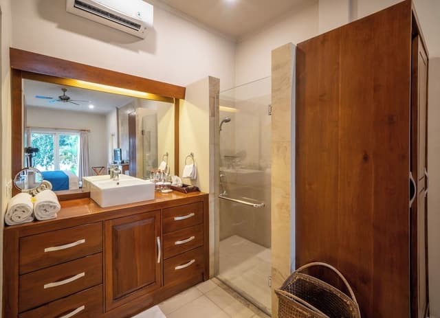 Suite, 2 Bedrooms, Beachside