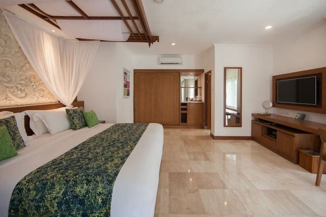 Premier Pool Villa