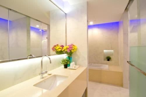 Stay Suite Balcony with Bathtub