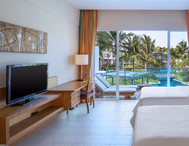 Suite, 2 Bedrooms, Resort View (Corner)