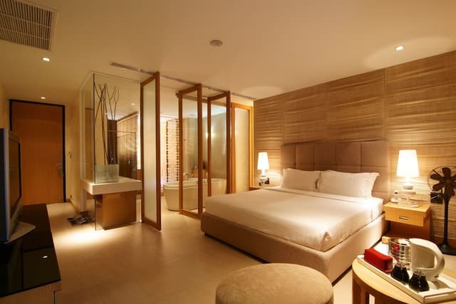 Deluxe Room, Partial Sea View